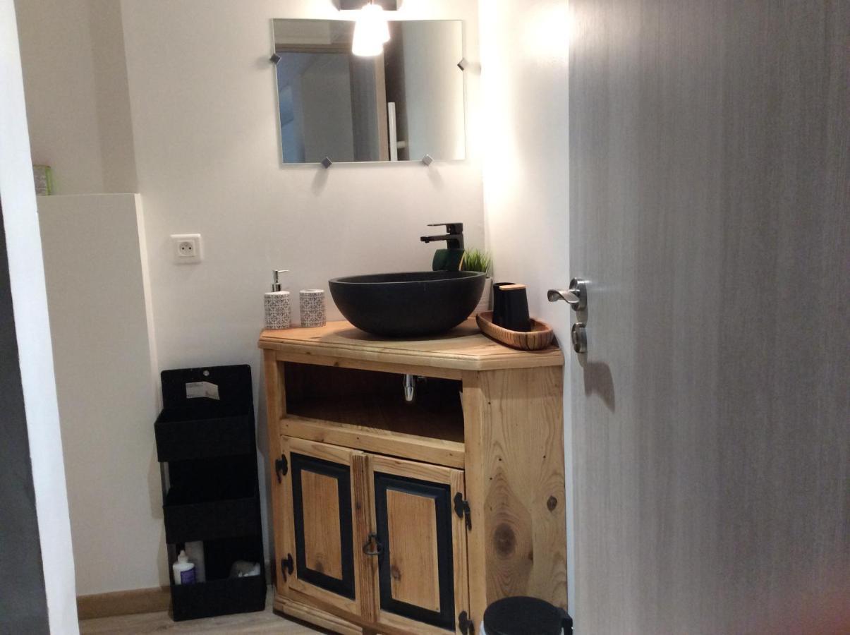 Simplicite Et Confort En Luberon Apartment Ménerbes Екстериор снимка